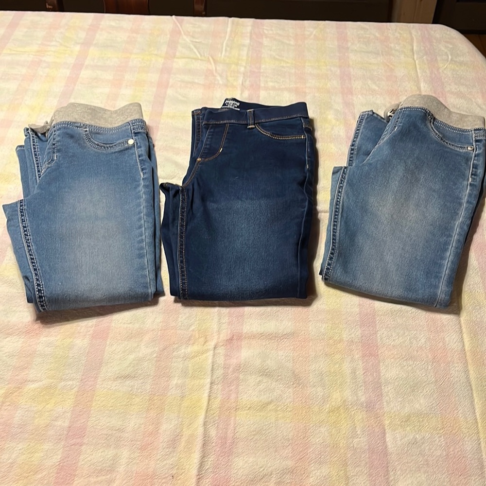Girls size 10-12 denim jeggings